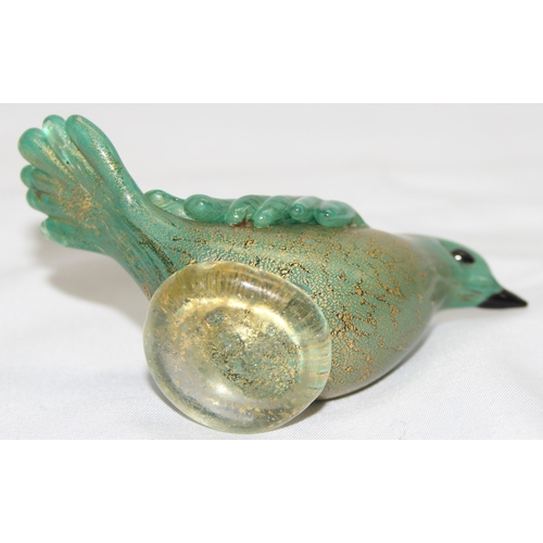 1636 - Murano/ Italian Glass, - a pair of vintage green and gold glass models of doves, likely Murano but u... 