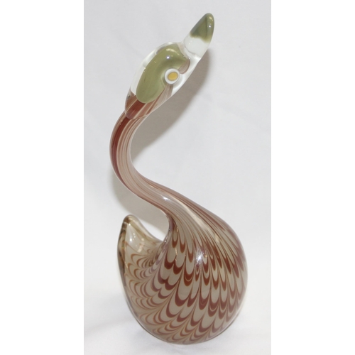 1640 - Murano/ Italian Glass, a retro glass sculpture of a duck or swan, polished base, likely Murano but u... 