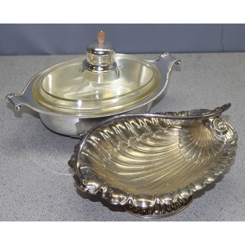 1099 - Qty of antique & later silver & silver plate to include a silver framed hand mirror & a silver plate... 