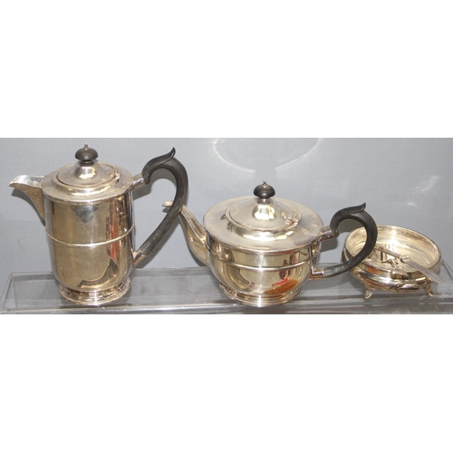 1092 - Qty of assorted antique and later silver plated items to inc a silver handled knife, approx 3.7kg gr... 