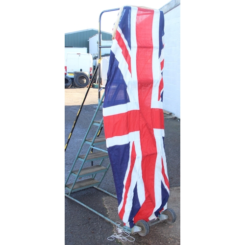 1467 - A large vintage stitched Union Jack flag, unmarked but likely c.WW2 period, approx 235cm x 102cm