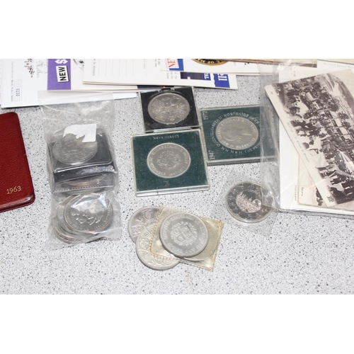 1253 - Qty of commemorative coins, coins covers etc, many in packaging etc