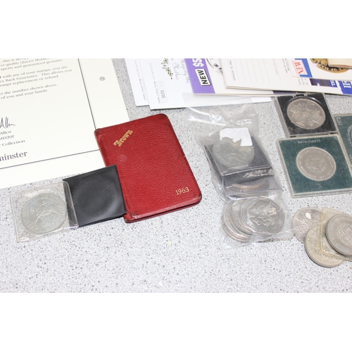 1253 - Qty of commemorative coins, coins covers etc, many in packaging etc