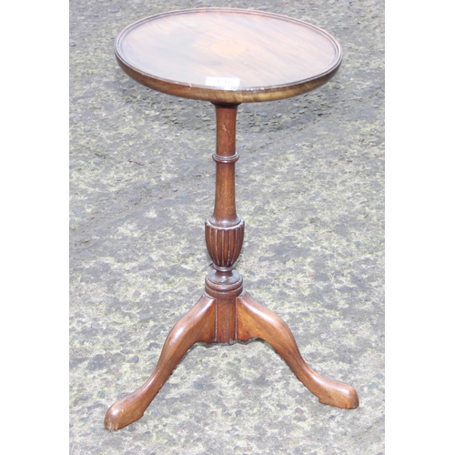 138 - A small vintage Sheraton revival style mahogany wine table, approx 34cm wide x 34cm deep x 50cm tall