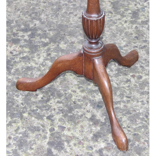 138 - A small vintage Sheraton revival style mahogany wine table, approx 34cm wide x 34cm deep x 50cm tall