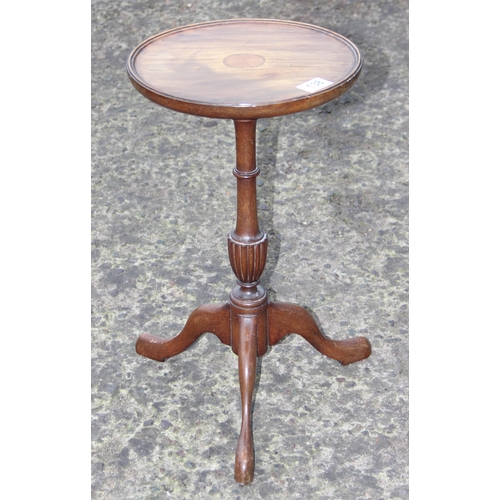 138 - A small vintage Sheraton revival style mahogany wine table, approx 34cm wide x 34cm deep x 50cm tall