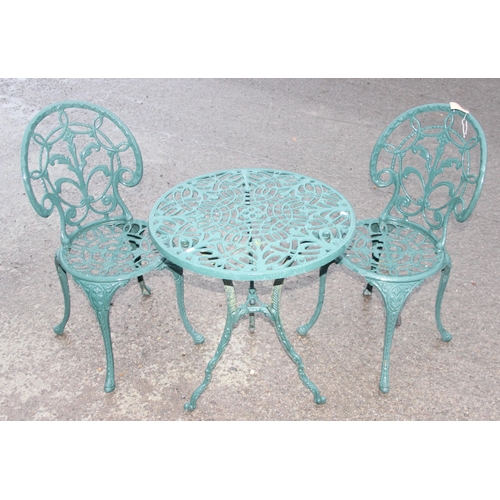 306 - Antique style green aluminium garden bistro set