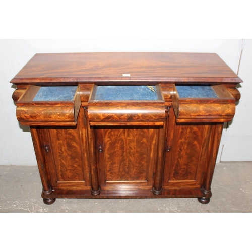 75 - A superb quality 19th century flame mahogany sideboard or buffet serving stand, 3 drawers over 3 cup... 