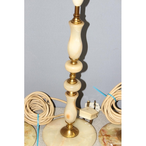 258 - 4 assorted vintage onyx and gilt metal table lamps, the largest approx 58cm tall
