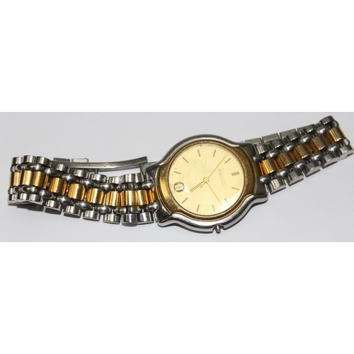 1318 - A genuine Gucci 8000 M wristwatch, 955-412 quartz movement, case approx 33mm in diameter