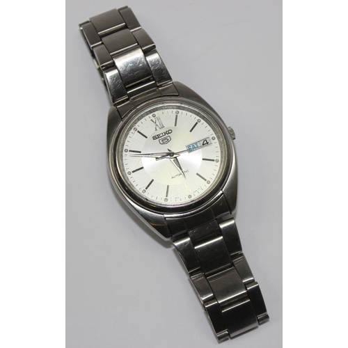 1319 - A vintage Seiko 5 7S26-2334 TG-2 automatic wristwatch with stainless steel strap, case approx 38mm i... 