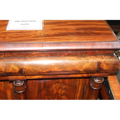 75 - A superb quality 19th century flame mahogany sideboard or buffet serving stand, 3 drawers over 3 cup... 