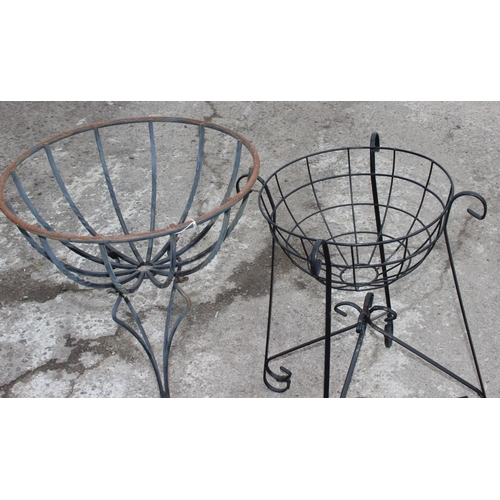 349 - Qty of assorted wirework planter baskets and hanging baskets, tallest approx 70cm tall