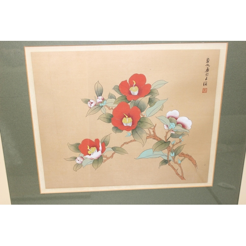 439 - 2 vintage Oriental paintings on fabric of flowers, each bearing Oriental character signatures, each ... 