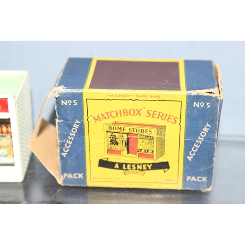 1523 - A rare Matchbox No 5 Accessory Pack 