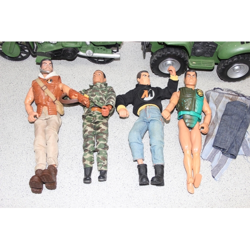 1525 - Qty of Action Man dolls and similar, with other accessories