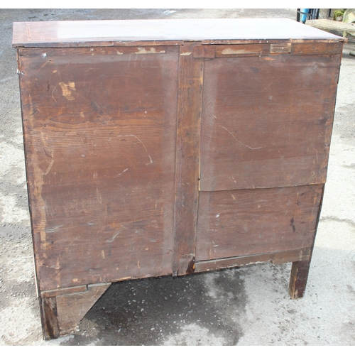 103 - A Victorian mahogany 2 over 3 Chest of Drawers with brass handles, approx 118cm wide x 51cm deep x 1... 