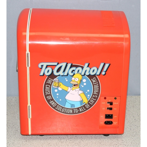 1539 - Wesco novelty Simpsons “Duff” dual voltage mini beer fridge/warmer