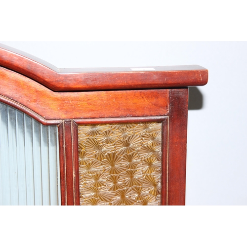 287 - Art Deco style glazed fire screen, approx 72 x 52cm