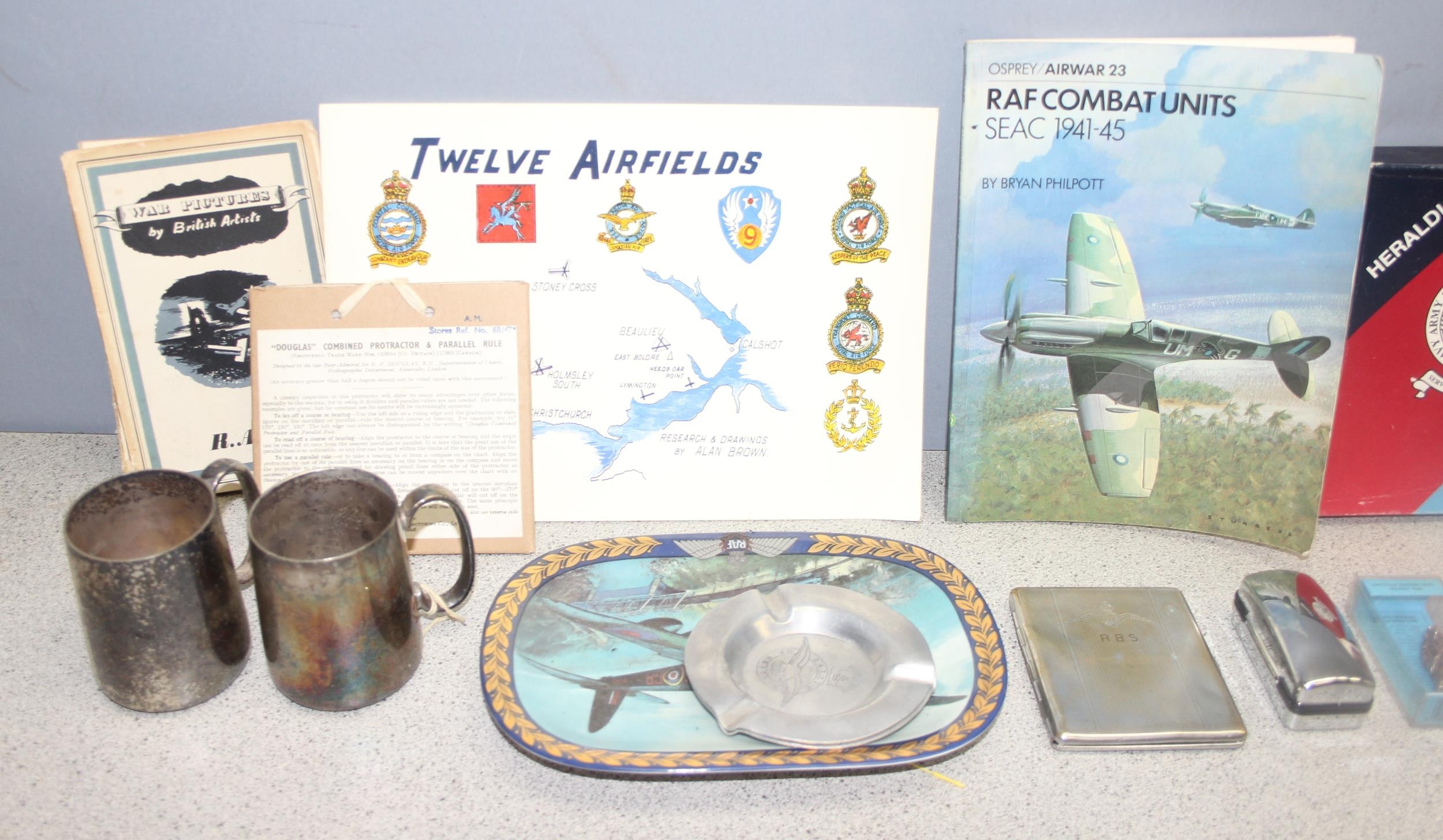 Mixed lot of RAF/memorabilia items to incl mess tankards, medals ...