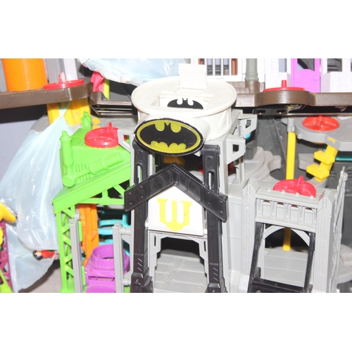 1504 - Large qty of toys to incl Batman themed