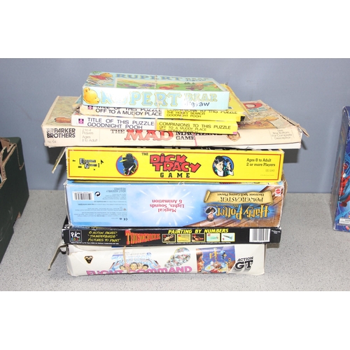 1517 - Huge qty of vintage toys and related items, to incl board games, jigsaw puzzles, children's film col... 