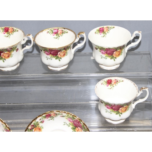 1833 - Royal Albert Old Country Roses tea cups and saucers, 6 person setting