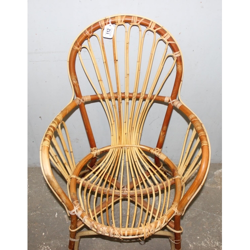 112 - In the manner of Franco Albini, a pair of retro bamboo and wicker chairs, each approx 60cm wide x 47... 