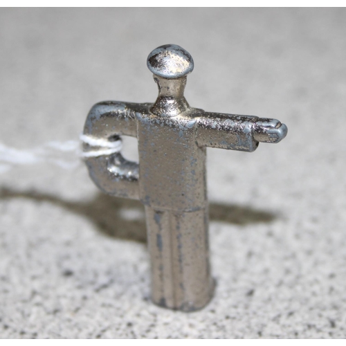 1540 - A rare vintage Prameta Kolner automodelle Jaguar XK120 model wind up car with key, approx 15cm long