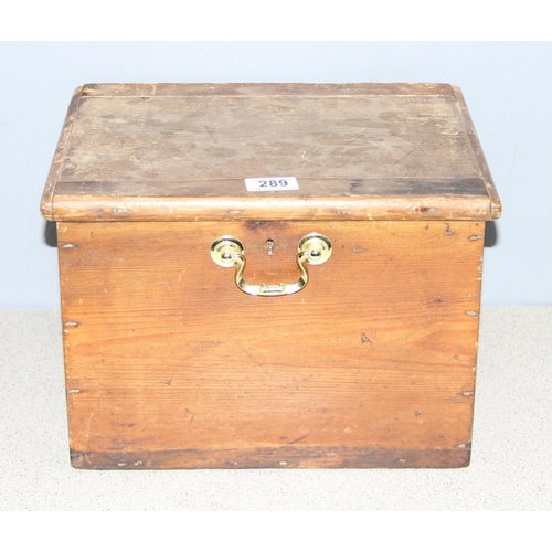 289 - Vintage pine box with hinged lid, approx 34 x 27 x 24cm