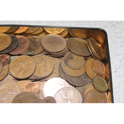 1281 - A large qty of assorted British copper coins, 19th century and later, approx 3.9kg gross