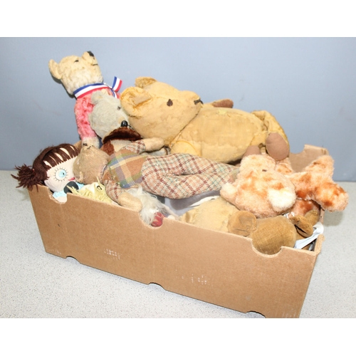 1552 - Qty of vintage teddy bears and dolls