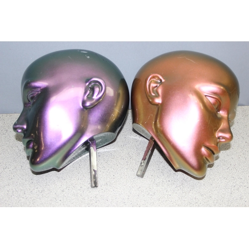 1827 - 2 female metallic coloured mannequin heads