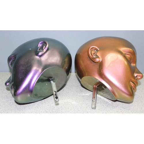 1827 - 2 female metallic coloured mannequin heads