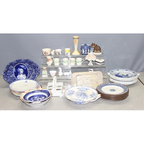 1835 - Qty of antique and later ceramics to include blue and white, Ducal ware and Royal Doulton