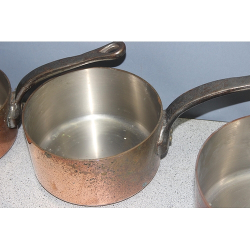 1813 - Graduated set of 5 vintage French made heavy copper saucepans, stamped Villedieu, largest approx 21c... 