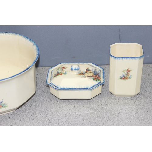 1814 - 4 matching pieces of vintage ceramic bathroom items, 2 marked Castle to base, largest bowl approx 44... 