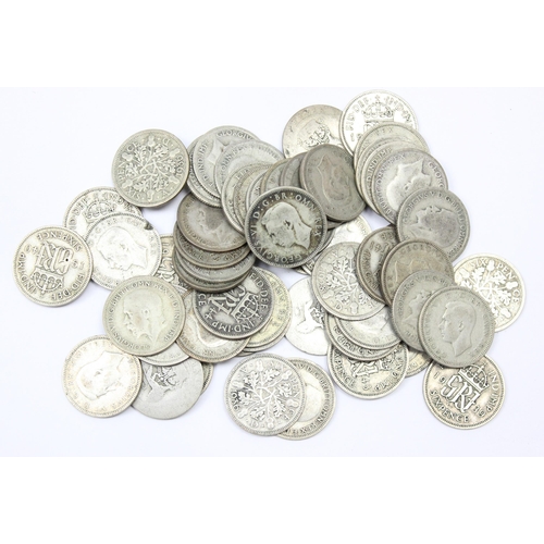 1210 - British silver coins, qty of assorted half silver (.500) sixpence coins, George V & George VI, 55 co... 