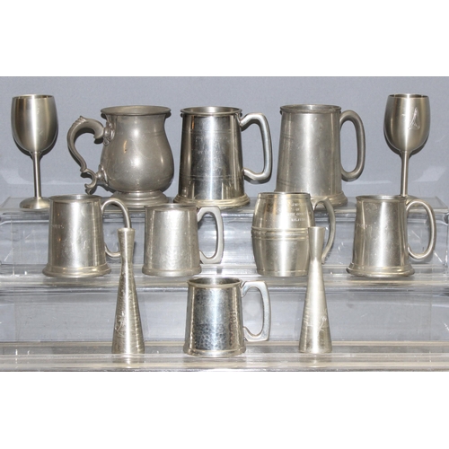 1009 - Assorted vintage and pewter items to incl tankards, goblets and bud vases, approx 3kg gross