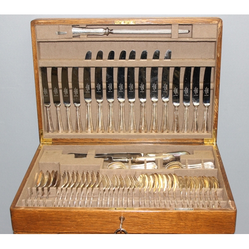 1016 - Mappin & Webb 8-place setting silver-plated cutlery in set in original canteen box on legs, approx 5... 