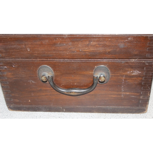 1403 - A large vintage wooden military Royal Navy Rangefinder case with some contents, approx 97cm x 32cm x... 