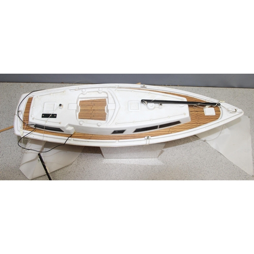 1501 - Duplex Quickbuild 575 class model yacht kit in box, unchecked