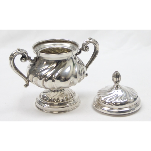 1033 - A vintage Italian silver sugar bowl with lid, marked 800 and XRF confirmed, by ADP, approx 12cm tall... 