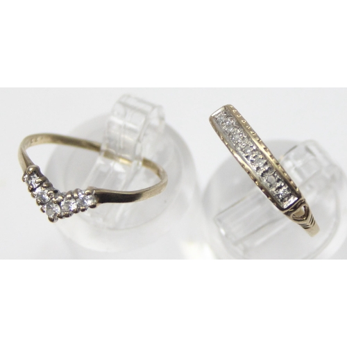 1135 - 2 9ct gold rings, a diamond set half eternity ring, approx size O, missing a stone and a white stone... 