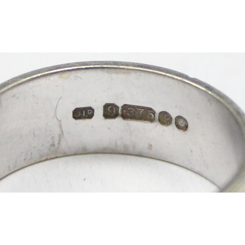 1174 - 9ct white gold band ring with engraved decoration, marked for London 1970 and XRF confirmed, approx ... 