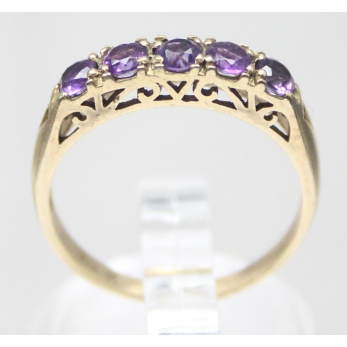 1175 - 9ct gold and amethyst set ring with 5 stones, marked and XRF confirmed, approx size N, approx 1.77g ... 