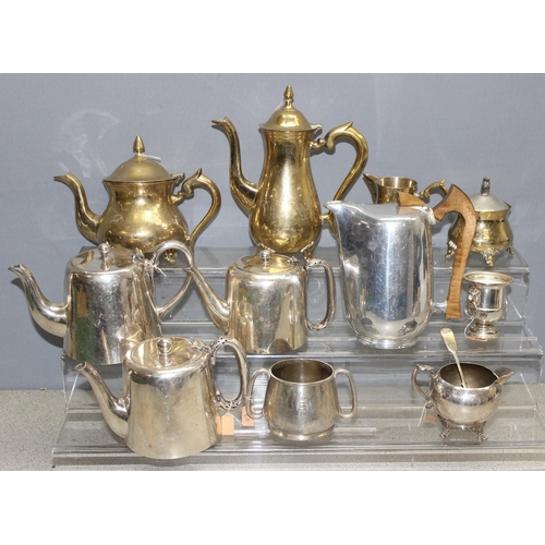 1018 - Qty of antique and later silver plate and other metalware, approx 5.3kg gross