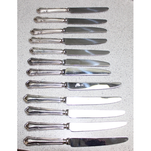 1019 - Mix of silver-plated flatware to incl Cooper Brothers, approx 4.9kg gross