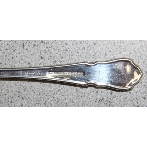 1019 - Mix of silver-plated flatware to incl Cooper Brothers, approx 4.9kg gross