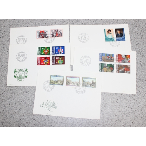 505 - Mixed lot of stamps and first day covers, some Scout related